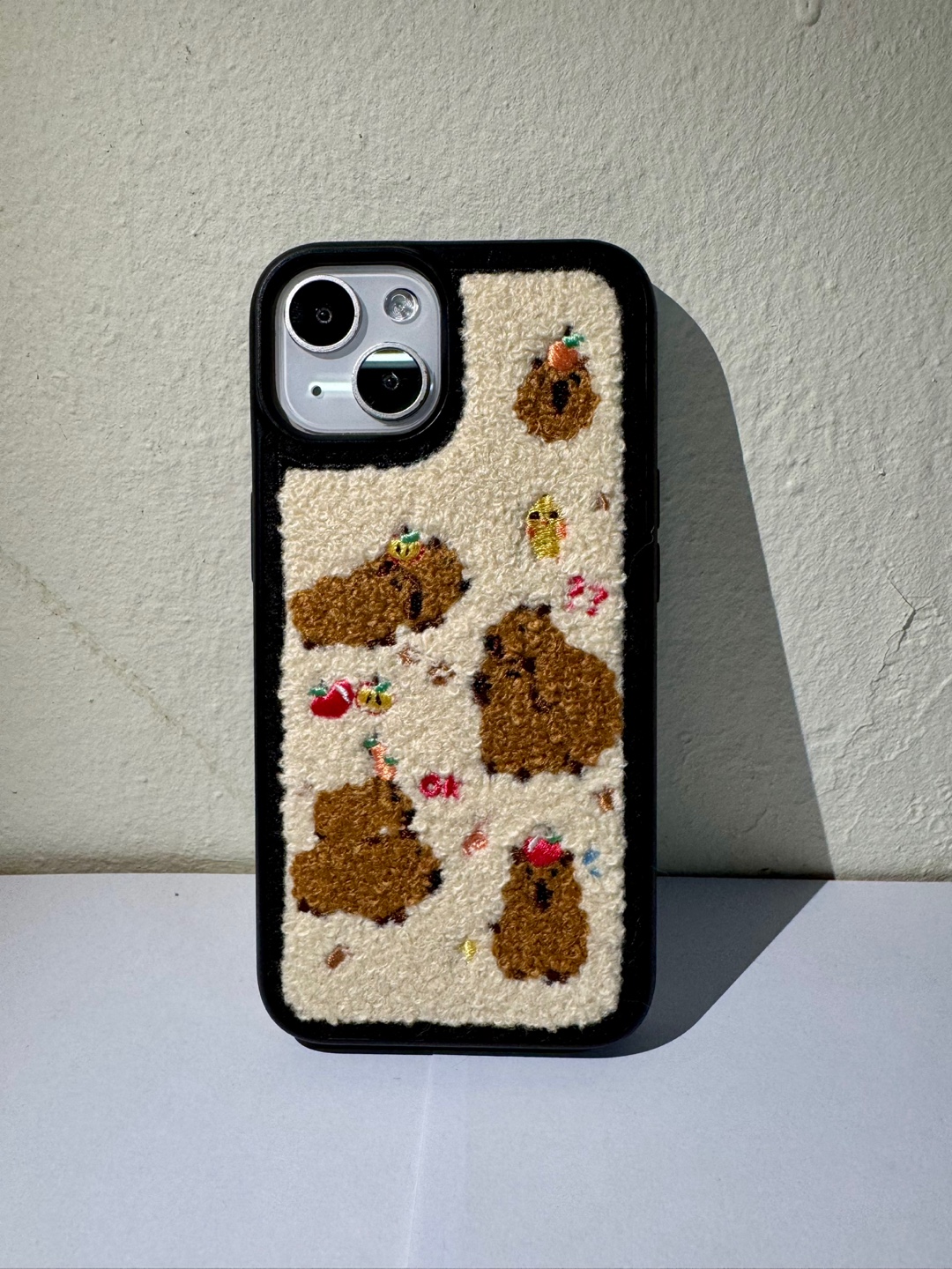 Capibara mobile case 2